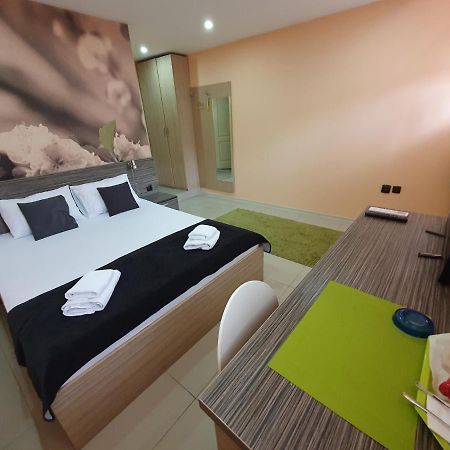 Nis City Center Guest House Exterior photo
