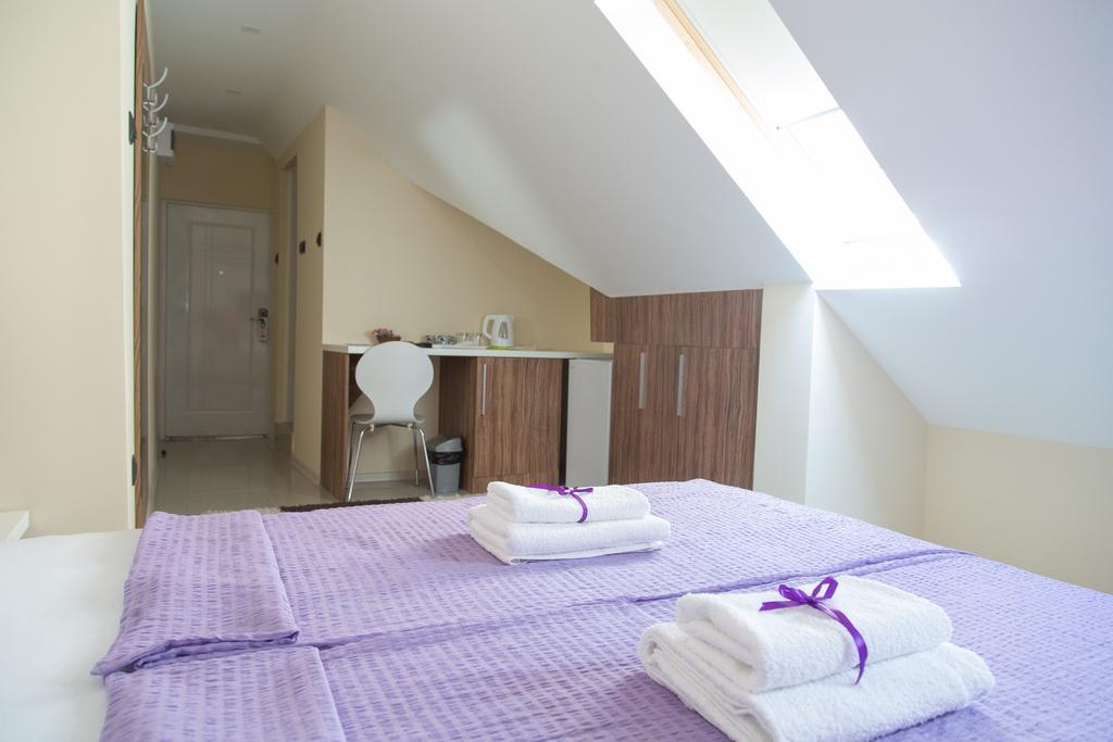Nis City Center Guest House Room photo